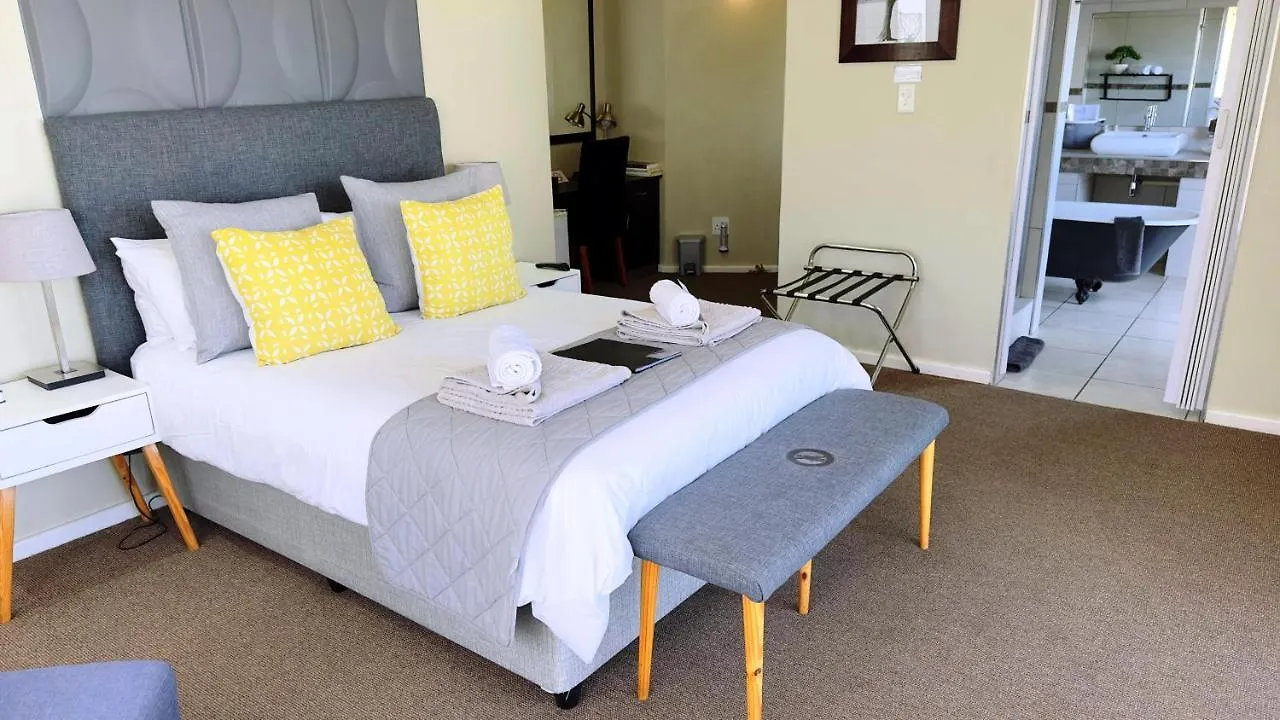 Plattekloof Premium Lodge 3*,  South Africa
