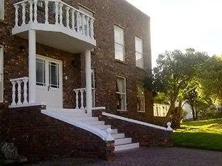 Plattekloof Premium Lodge Bellville Pensión