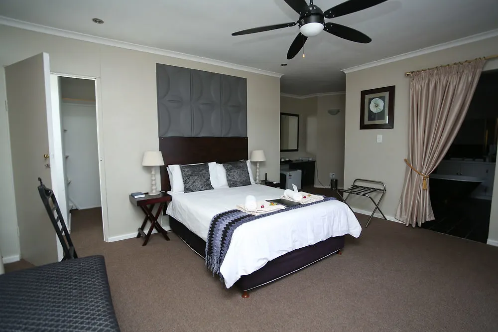 Plattekloof Premium Lodge Bellville