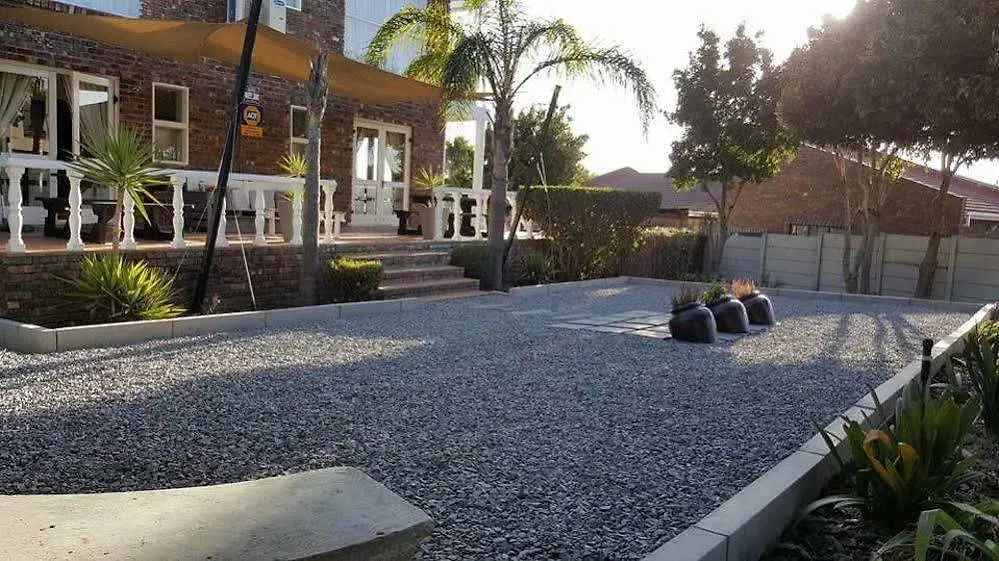 Plattekloof Premium Lodge Guest house