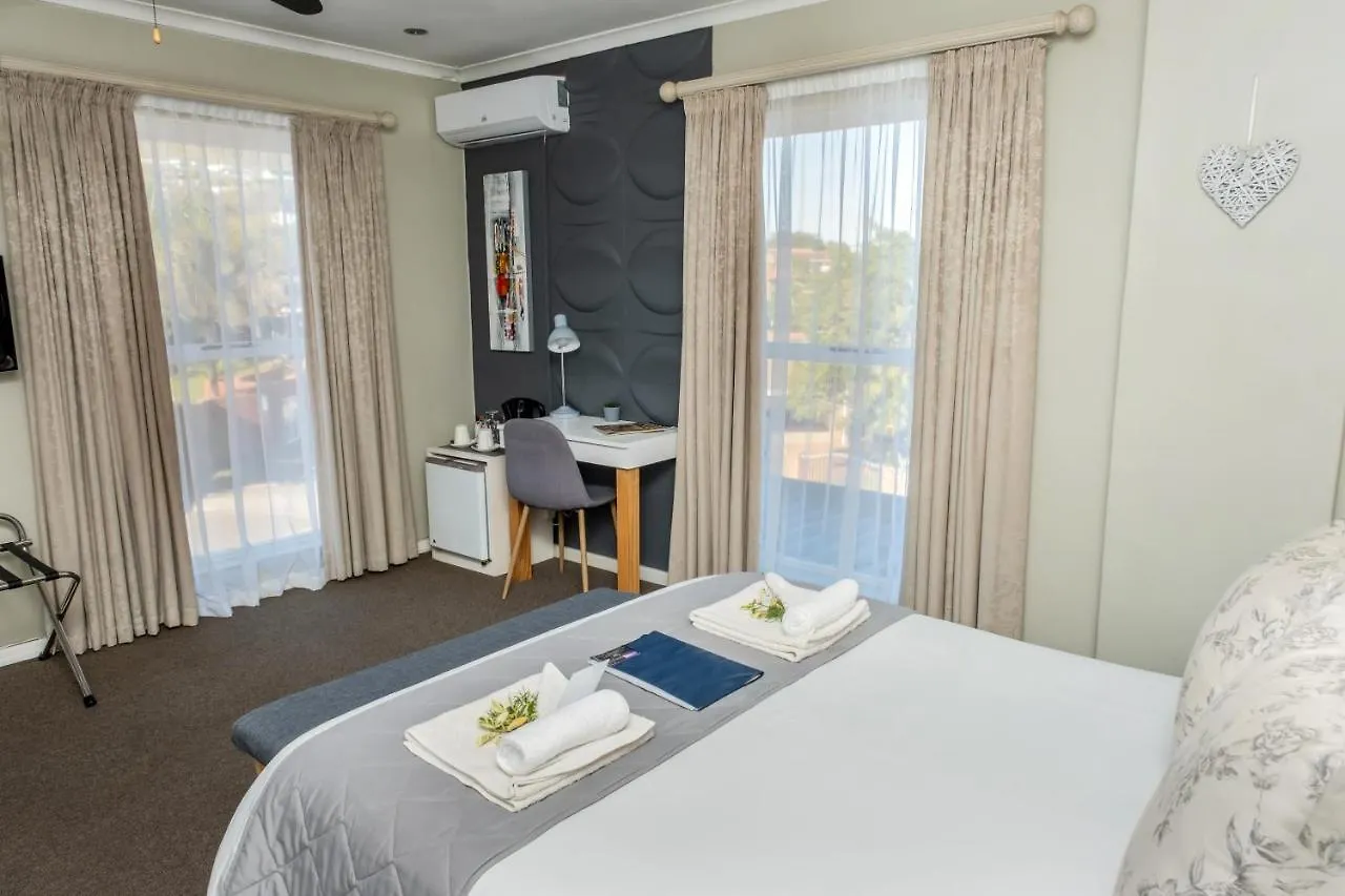 Gasthof Plattekloof Premium Lodge Bellville