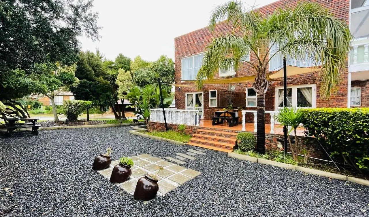 Plattekloof Premium Lodge Bellville
