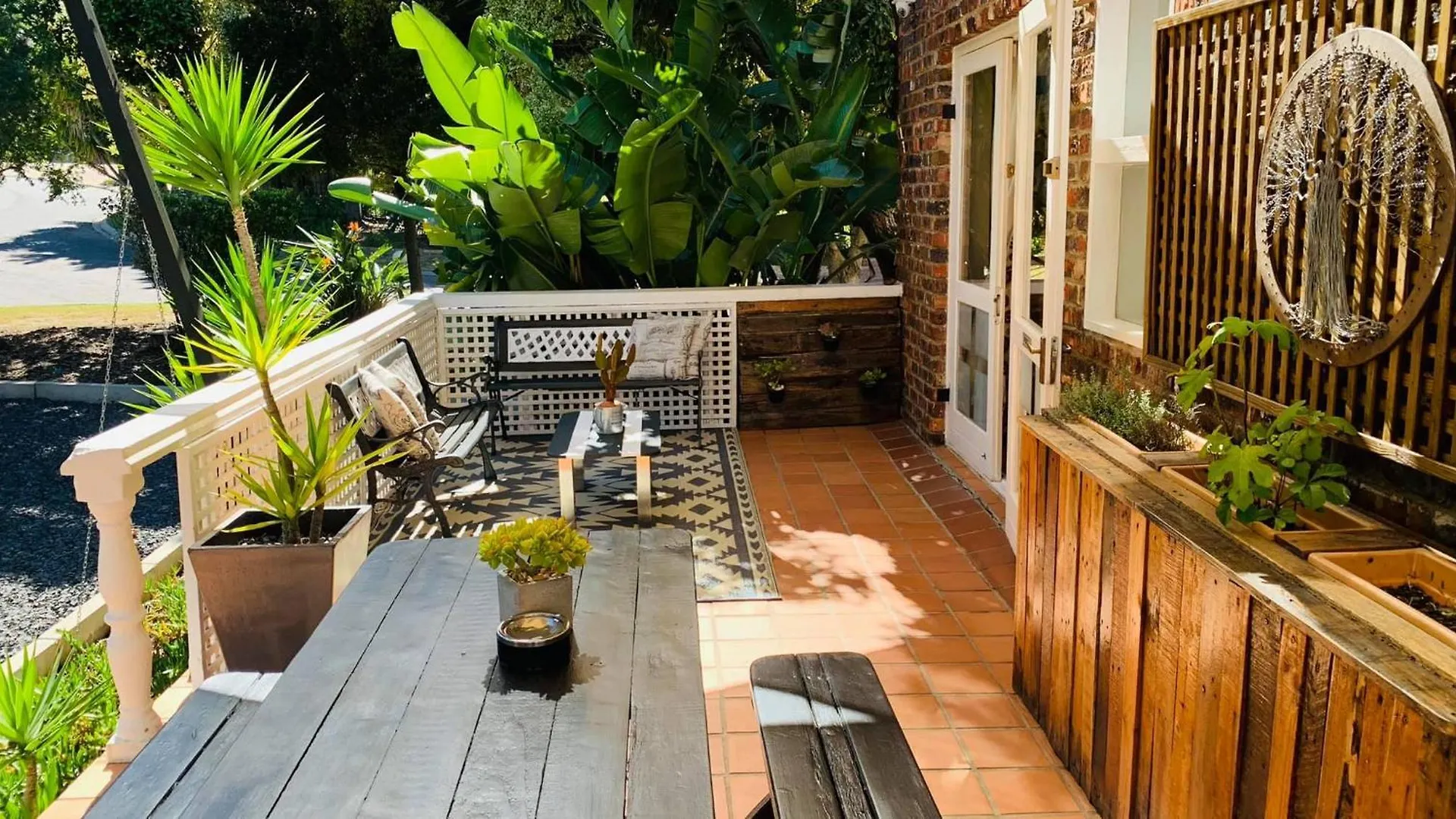 Gasthof Plattekloof Premium Lodge Bellville