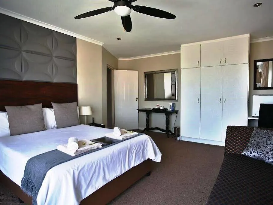 Plattekloof Premium Lodge Bellville