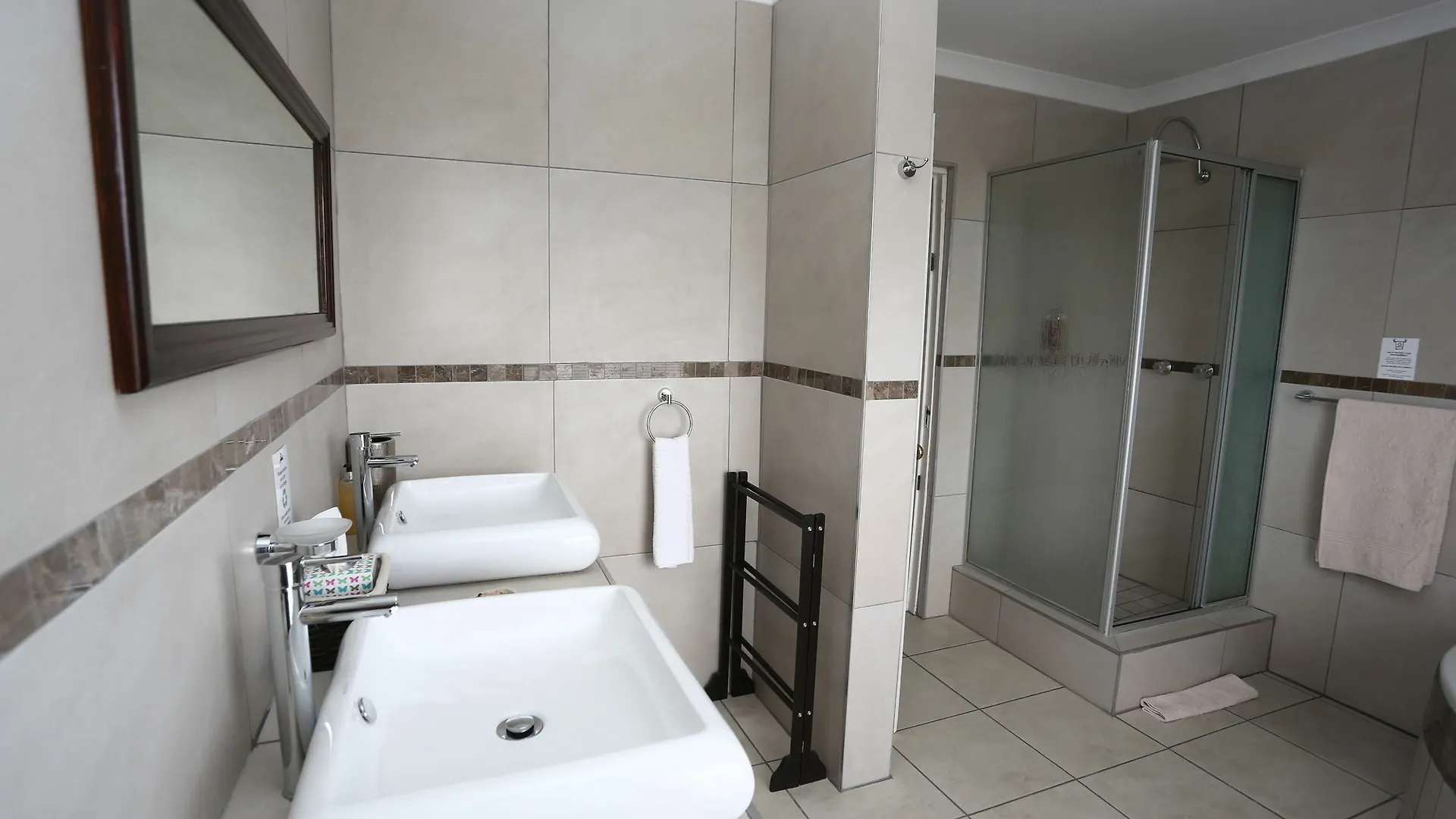 Plattekloof Premium Lodge Bellville Südafrika