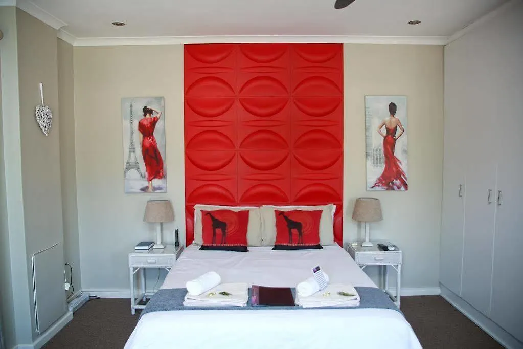 Plattekloof Premium Lodge 3*,