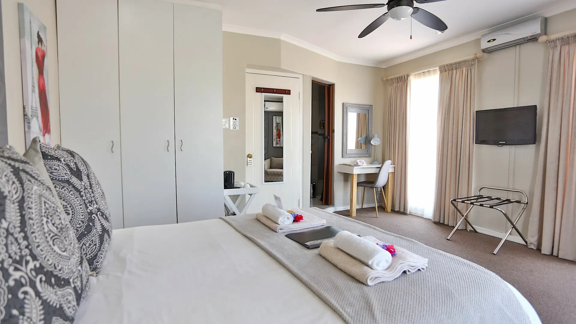 ゲストハウス Plattekloof Premium Lodge